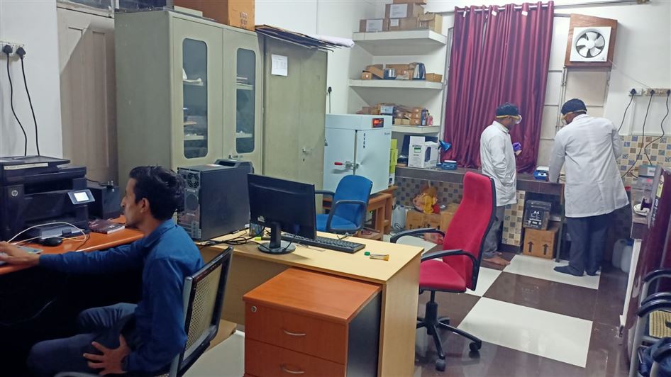 Image of Research Scholar working in Research Laboratory